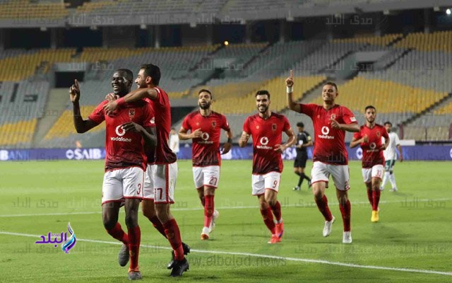 فرحة لاعبي الأهلي بالهدف الاول 