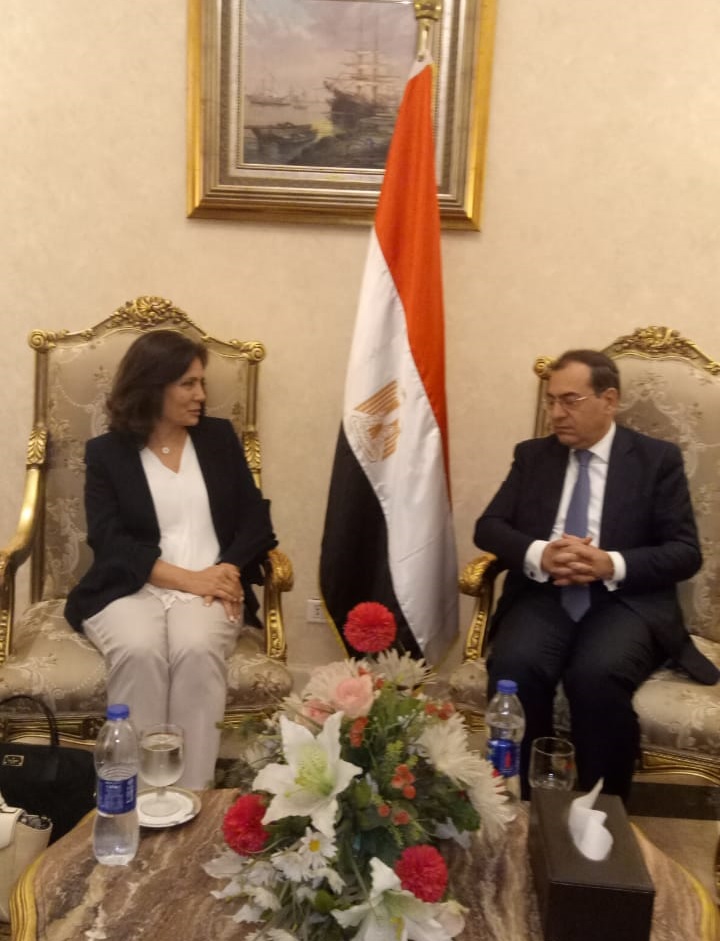 وزير البترول يستقبل نظيرته الأردنية 