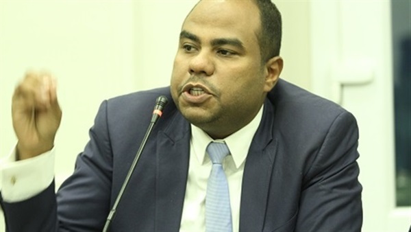 محمود عنبر محمود عنبر