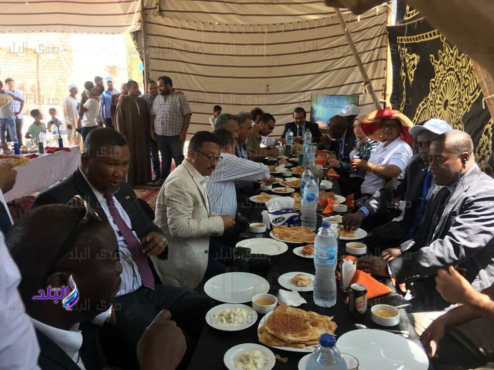 مأدبة فطير مشلتت لأعضاء البرلمان الأفريقي فى الفيوم