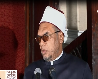 الدكتور عبد الفتاح العواري عميد أصول الدين بجامعة الأزهر