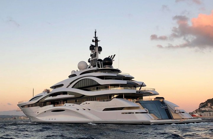 يخت أمير قطر 