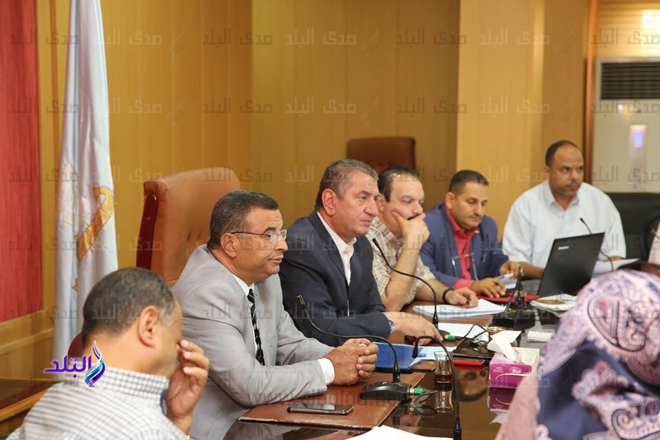 محافظ كفر الشيخ يناقش استعدادات عيد الأضحي المبارك محافظ كفر الشيخ يناقش استعدادات عيد الأضحي المبارك