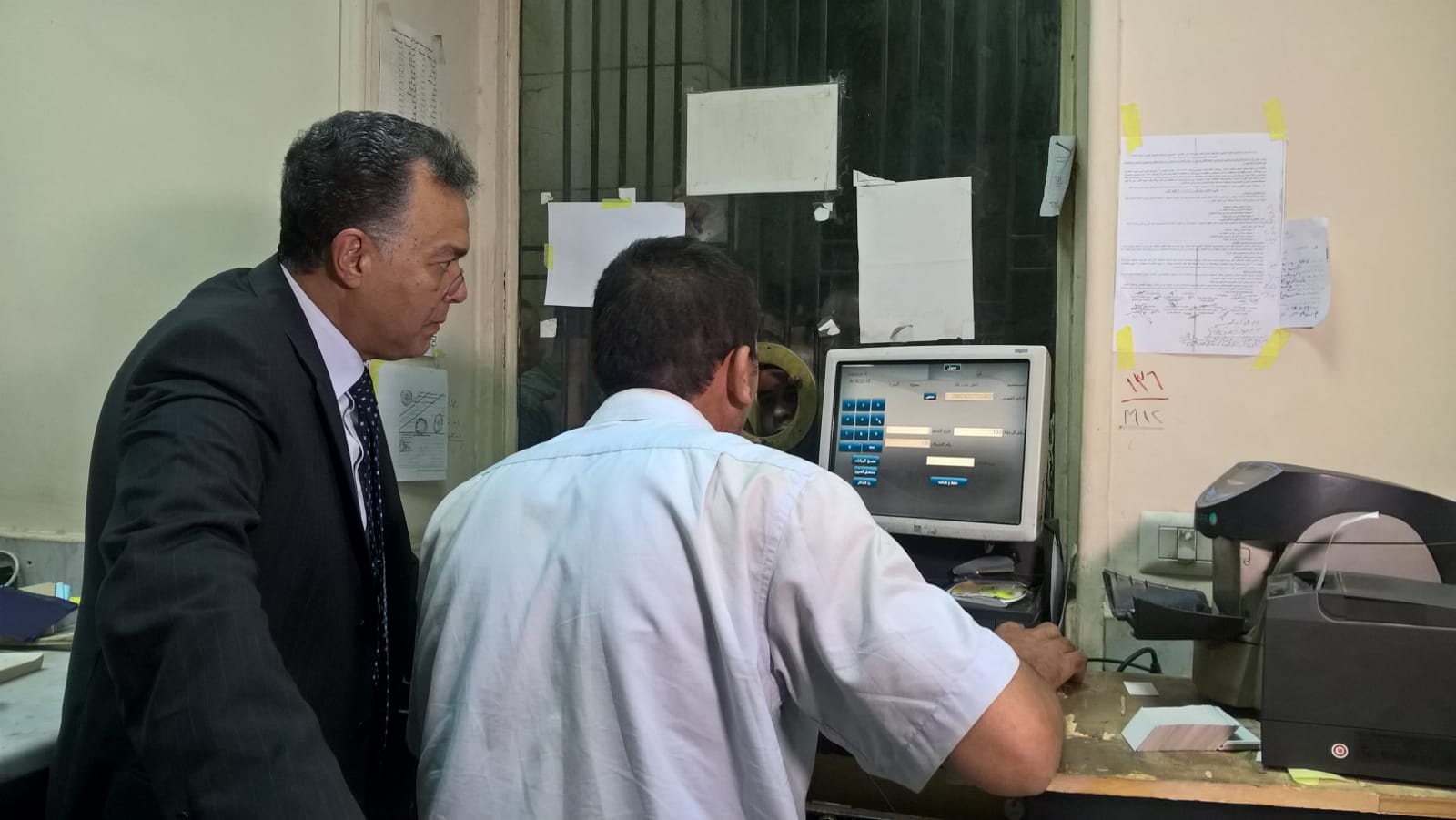 صورة لتفقد وزير النقل