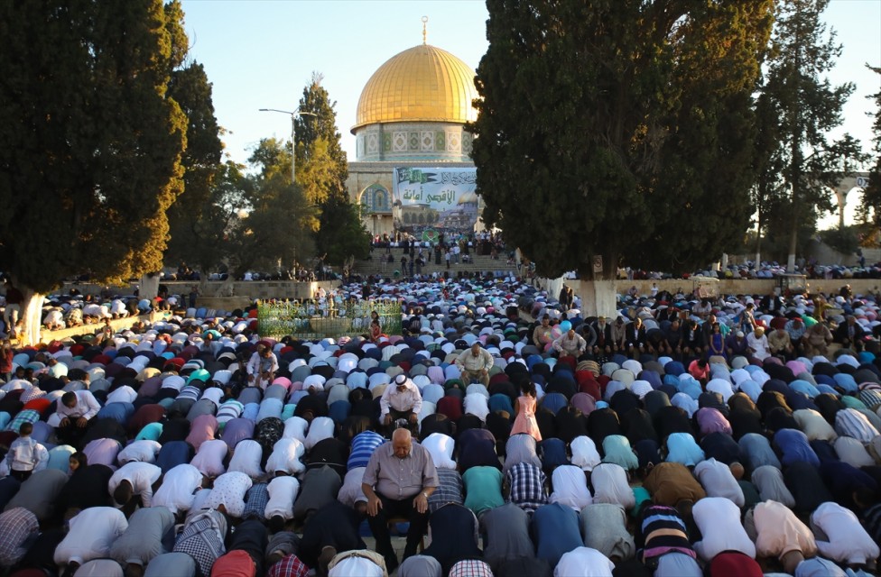 صلاة العيد في المسجد الأقصى صلاة العيد في المسجد الأقصى