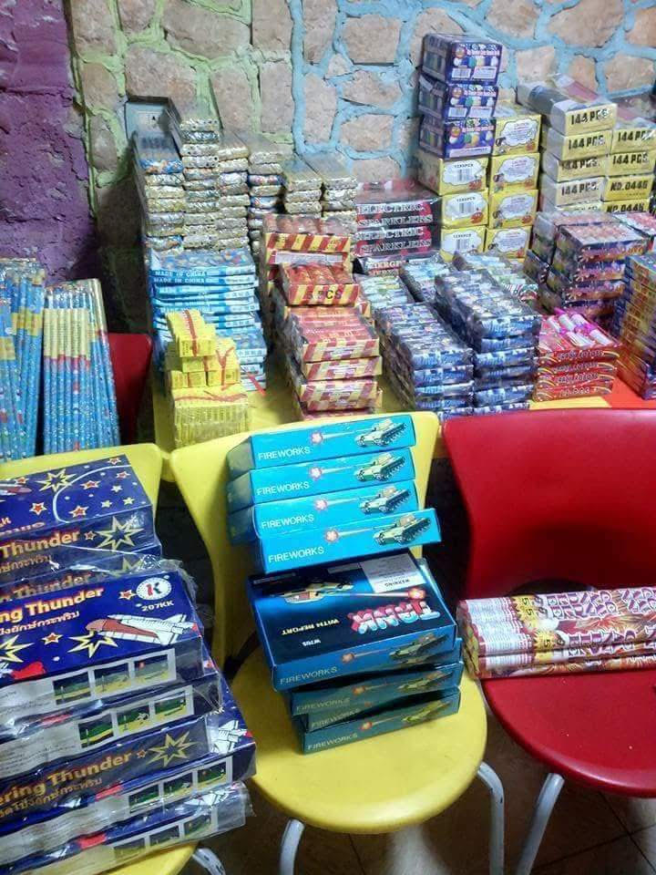 ألعاب نارية معروضة على الفيسبوك 