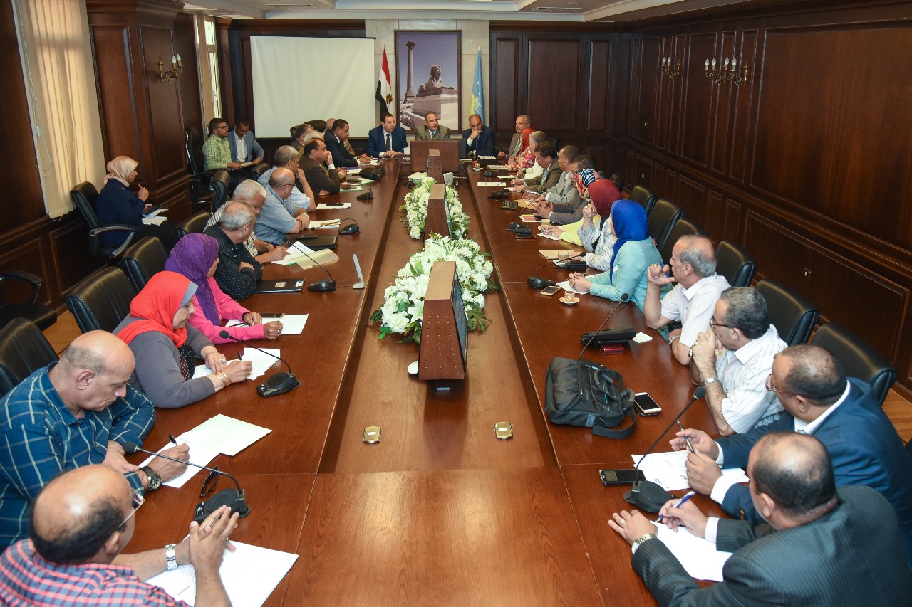 محافظ الإسكندرية يكلف برفع درجة الاستعداد القصوى خلال العيد