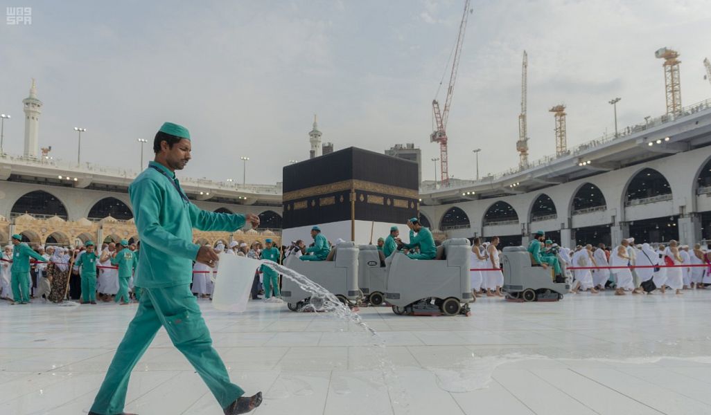 نظافة المسجد الحرام نظافة المسجد الحرام