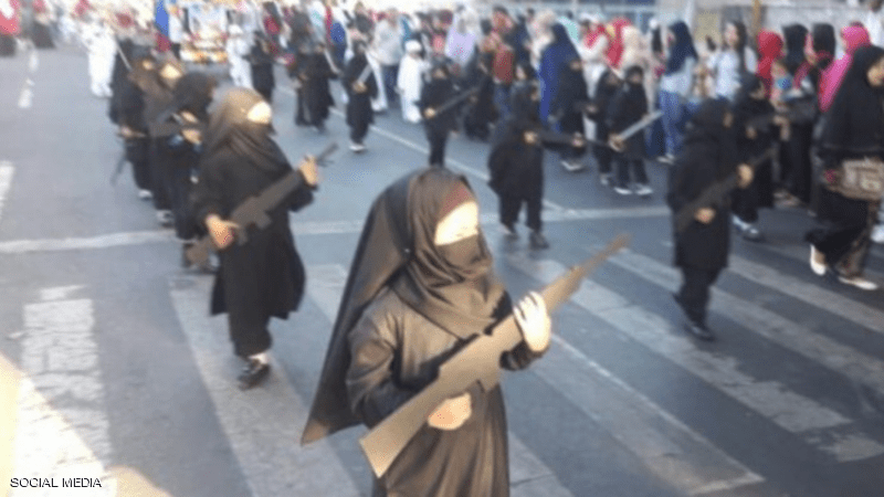 الفتيات الملثمات في إندونيسيا