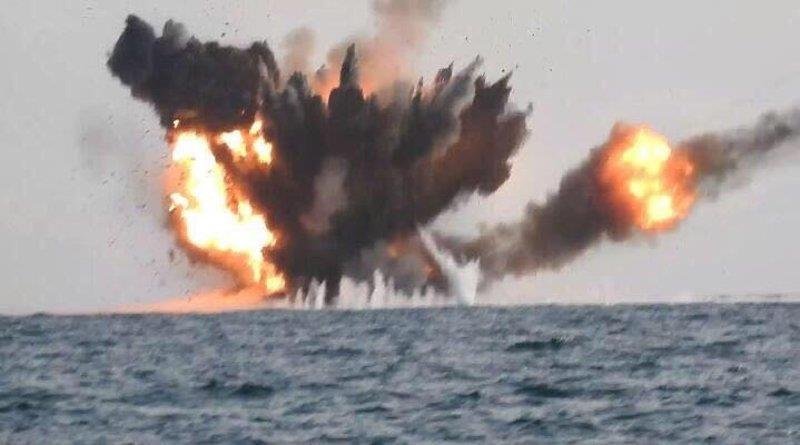 القوات السعودية تحبط هجوما حوثيا بزورق مفخخ القوات السعودية تحبط هجوما حوثيا بزورق مفخخ