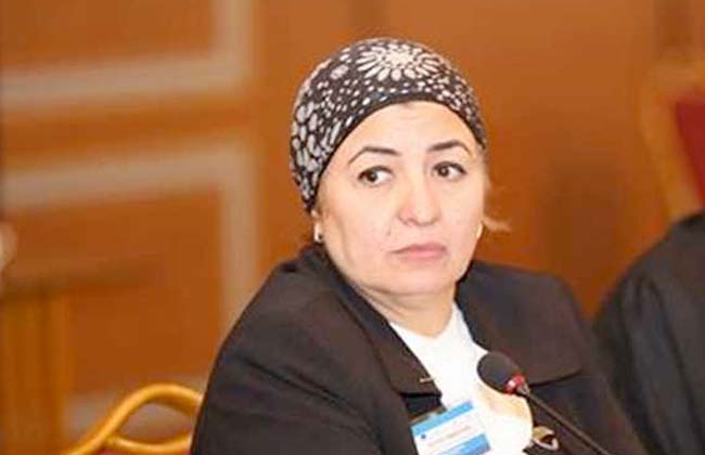  الدكتورة نجلاء العادلي