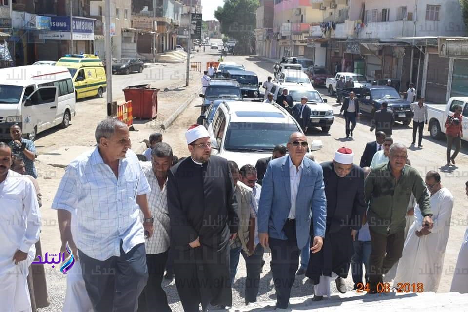 محافظ البحر الأحمر ووزير الأوقاف يتفقدا مسجد الدهار بالغردقة