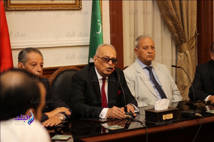 المستشار بهاء الدين أبو شقة رئيس حزب الوفد