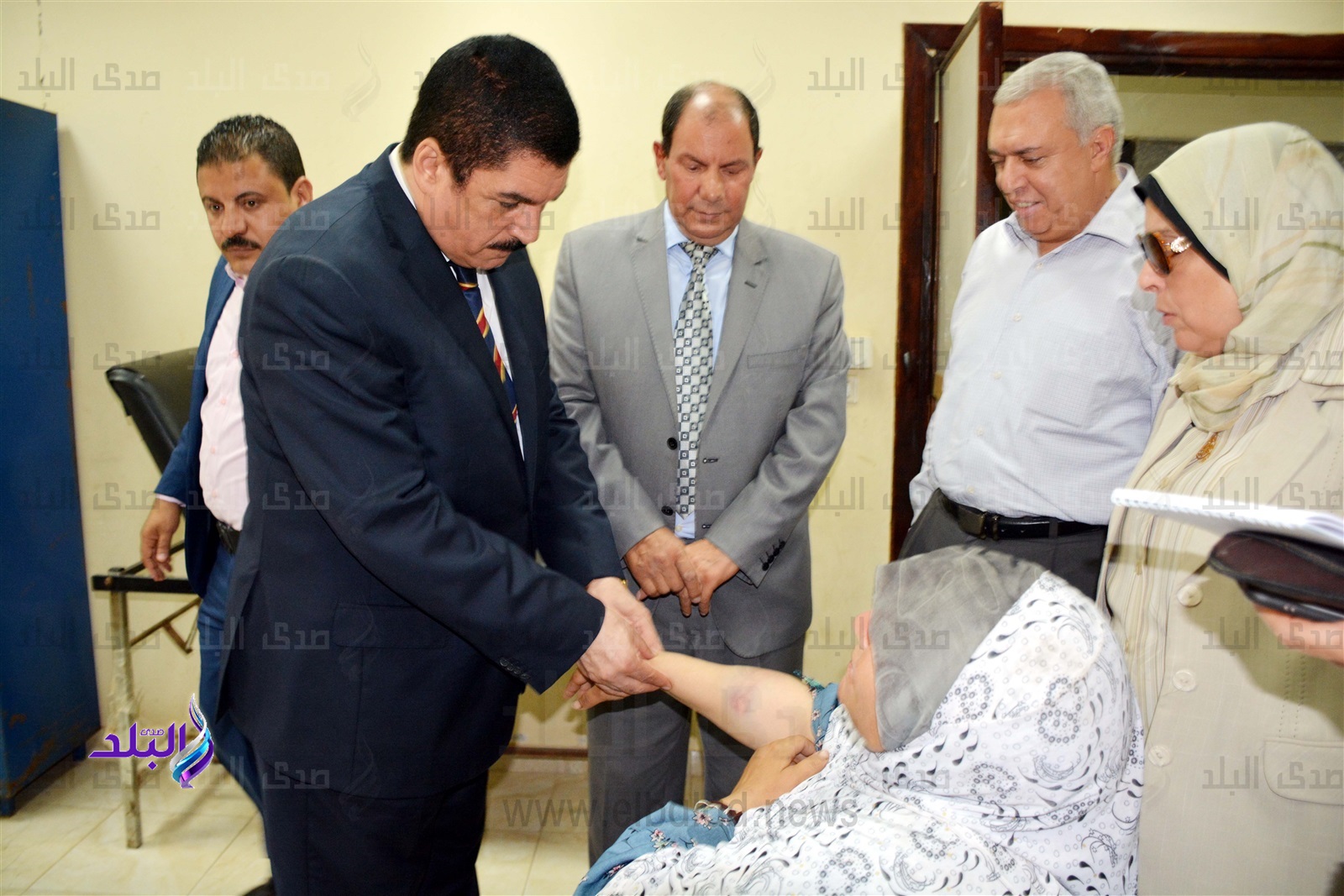 محافظ القليوبية الجديد يقوم بجولة مفاجئة بالمستشفيات محافظ القليوبية الجديد يقوم بجولة مفاجئة بالمستشفيات