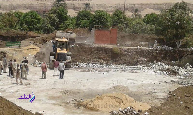 إيقاف أعمال بناء 4 أبراج مخالفة بمركز المنيا