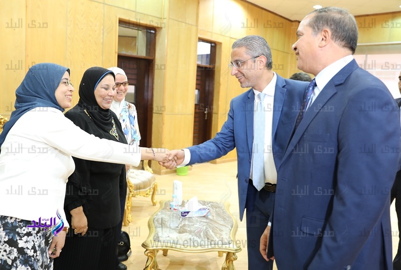 الدكتور أحمد الانصارى، محافظ سوهاج