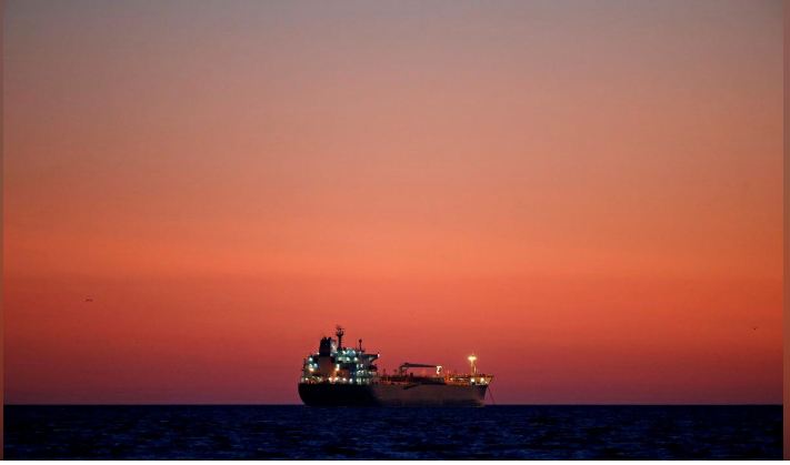 العاصفة جوردون توقف 9% من إنتاج النفط بخليج المكسيك العاصفة جوردون توقف 9% من إنتاج النفط بخليج المكسيك