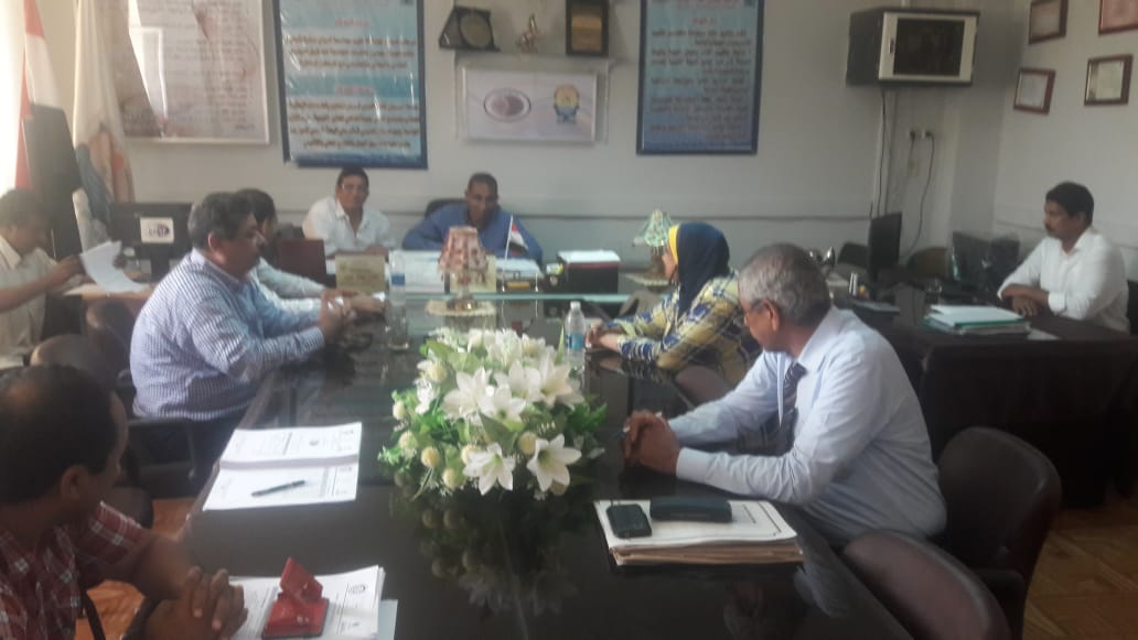 إنشاء مركز لتطوير نظم تقويم الطلاب والامتحانات بجامعة أسوان