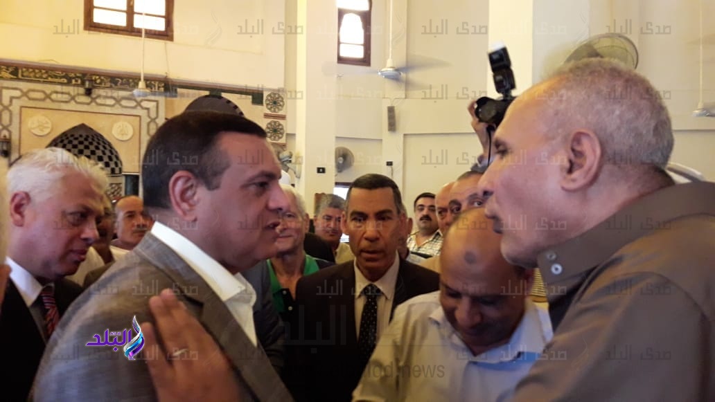 محافظ البحيرة يستمع إلى شكاوى المواطنين بدمنهور..صور محافظ البحيرة يستمع إلى شكاوى المواطنين بدمنهور..صور