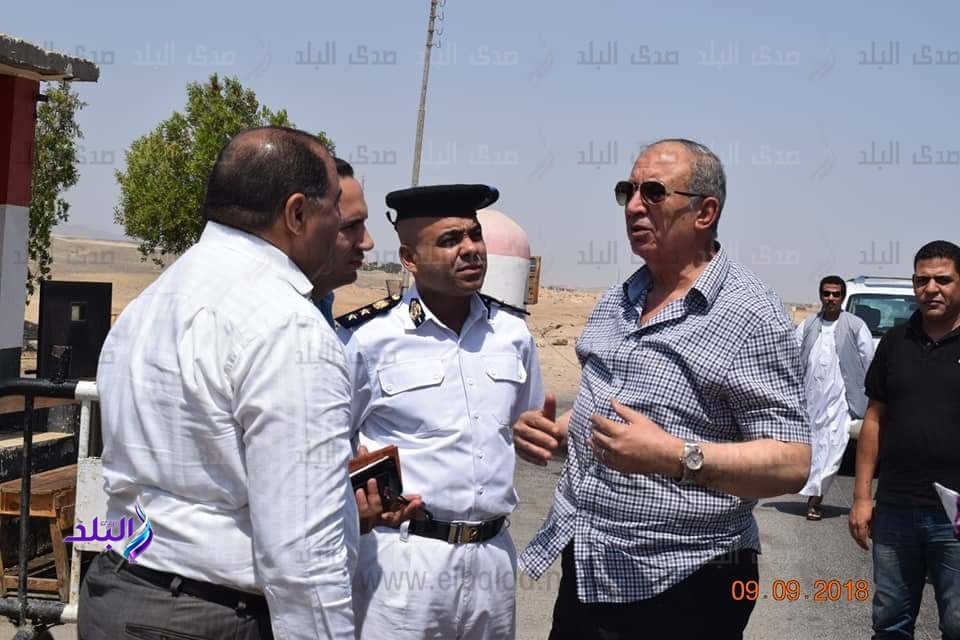 محافظ البحر الأحمر يتفقد الخدمات الأمنية محافظ البحر الأحمر يتفقد الخدمات الأمنية