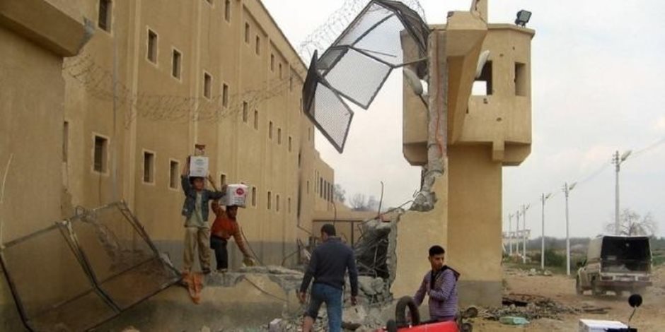 صورة أرشيفية - اقتحام السجون صورة أرشيفية - اقتحام السجون