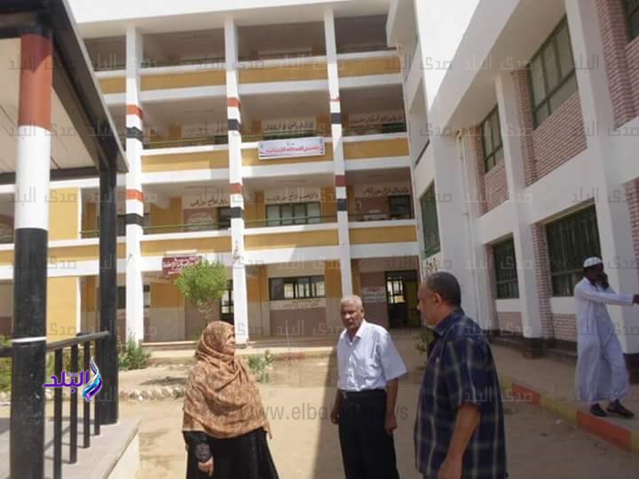 تعليم أسوان تتابع إستعدادات المدارس للعام الدراسى الجديد