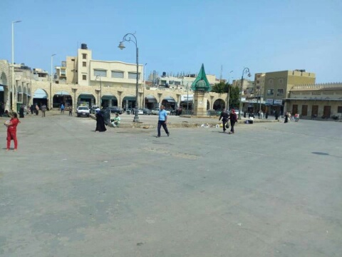 استمرار حملات رفع الإشغالات بمدينة العريش استمرار حملات رفع الإشغالات بمدينة العريش
