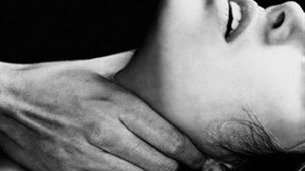خنق إبنته - أرشيفية 