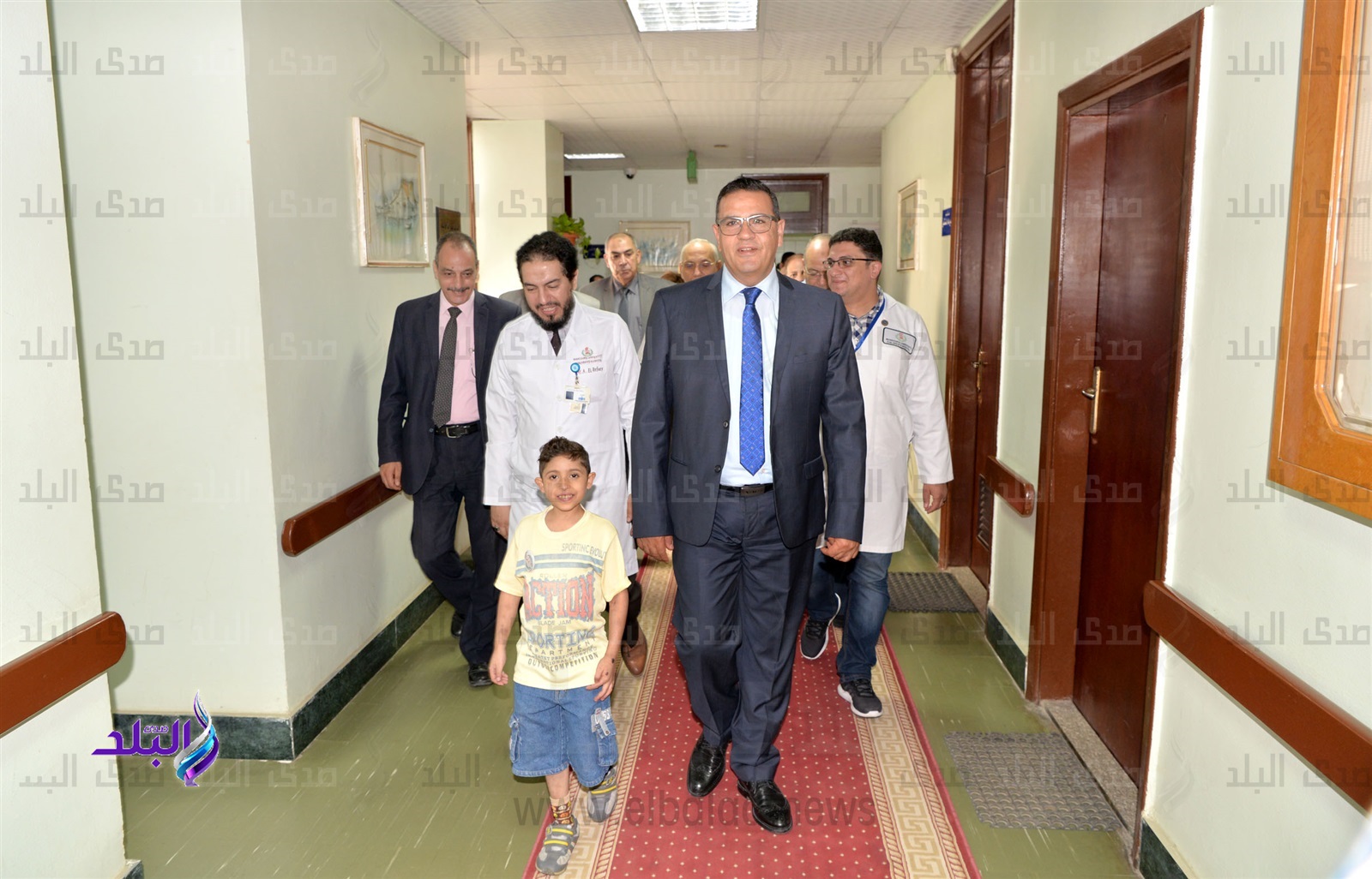 رئيس جامعة المنصورة يتفقد تجهيزات الوحدات الطبية الجديدة