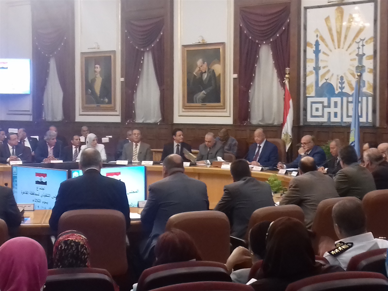 اجتماع المجلس التنفيذي لمحافظة القاهرة اجتماع المجلس التنفيذي لمحافظة القاهرة