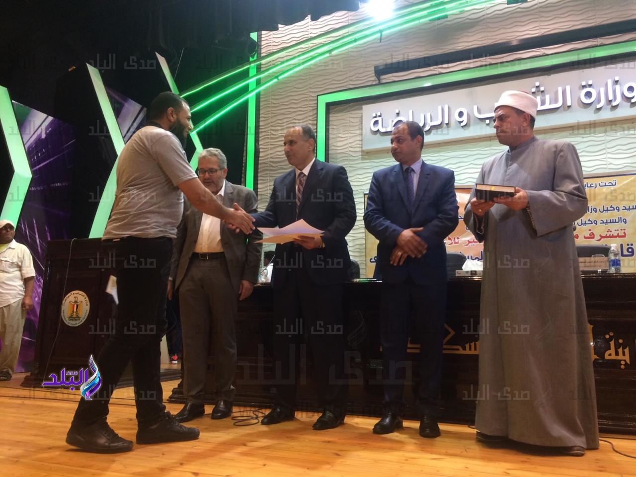 محافظة الإسكندرية تكرم 20 من حفظة القرآن الكريم محافظة الإسكندرية تكرم 20 من حفظة القرآن الكريم