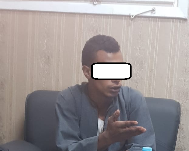 المتهم بعد ضبطه المتهم بعد ضبطه