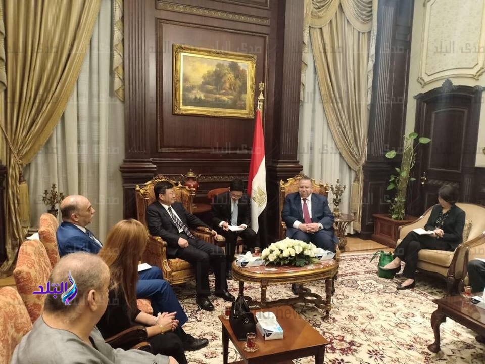 السيد الشريف وكيل البرلمان يستقبل الوفد الصيني بالمجلس السيد الشريف وكيل البرلمان يستقبل الوفد الصيني بالمجلس
