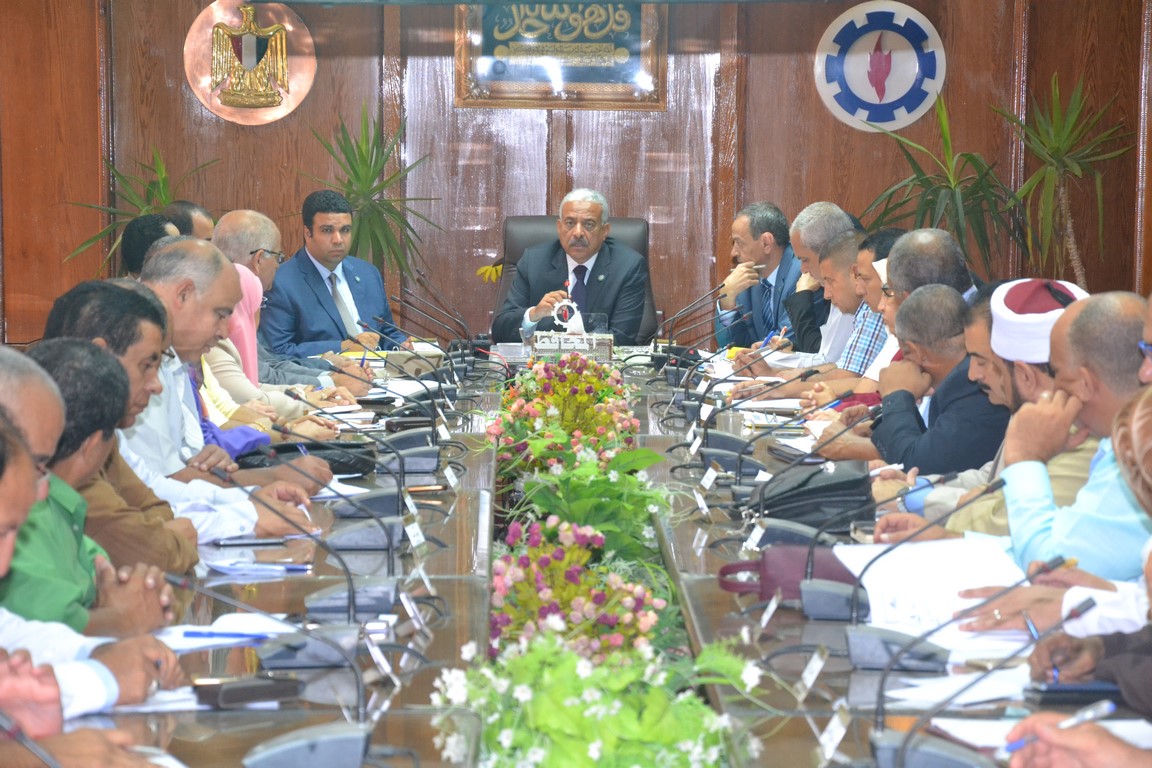 المجلس التنفيذي لمحافظة السويس المجلس التنفيذي لمحافظة السويس