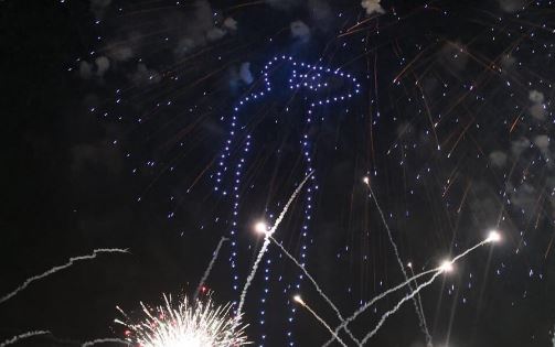 السعودية تدخل موسوعة جينيس بأكبر علم يشكل بالألعاب النارية  السعودية تدخل موسوعة جينيس بأكبر علم يشكل بالألعاب النارية