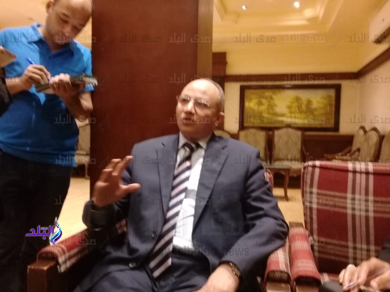 الدكتور خالد عاطف مدير غرفة قوائم الانتظار بوزارة الصحة