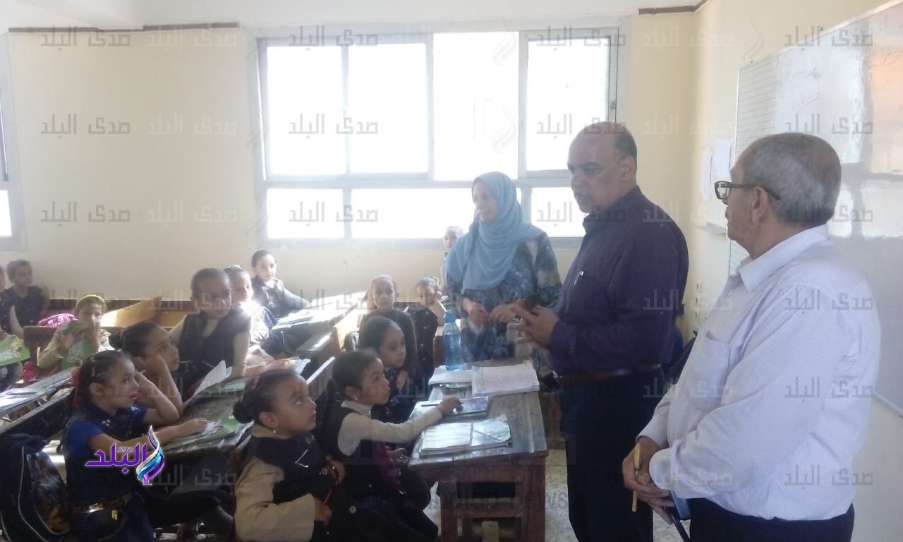 وكيل تعليم الغربية يتفقد عددًا من مدارس إدارتي بسيون وقطور