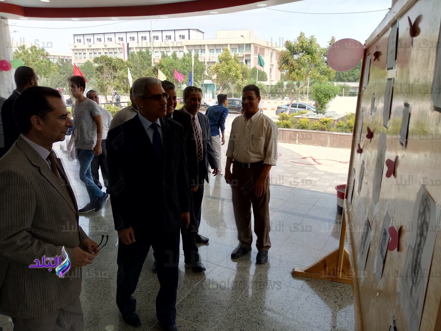 رئيس جامعة جنوب الوادي يشهد حفل استقبال الطلاب الجدد