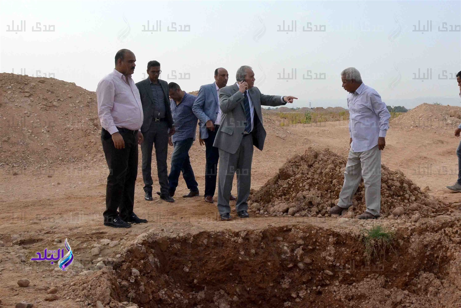 جولة تفقدية لمحافظ الأقصر بالمنطقة الصناعية فى البغدادي جولة تفقدية لمحافظ الأقصر بالمنطقة الصناعية فى البغدادي