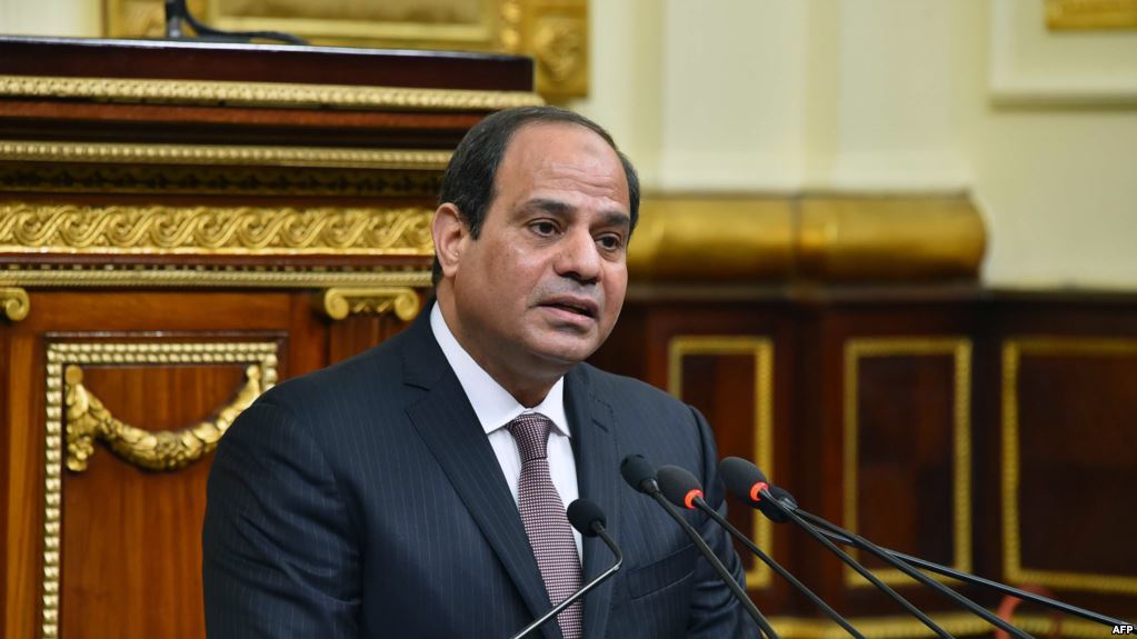 السيسي داخل البرلمان