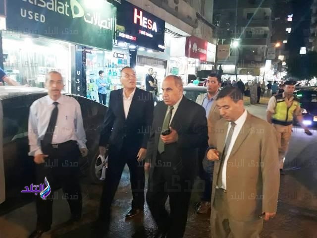 محافظ الشرقية يتفقد شوارع الزقازيق ليلا