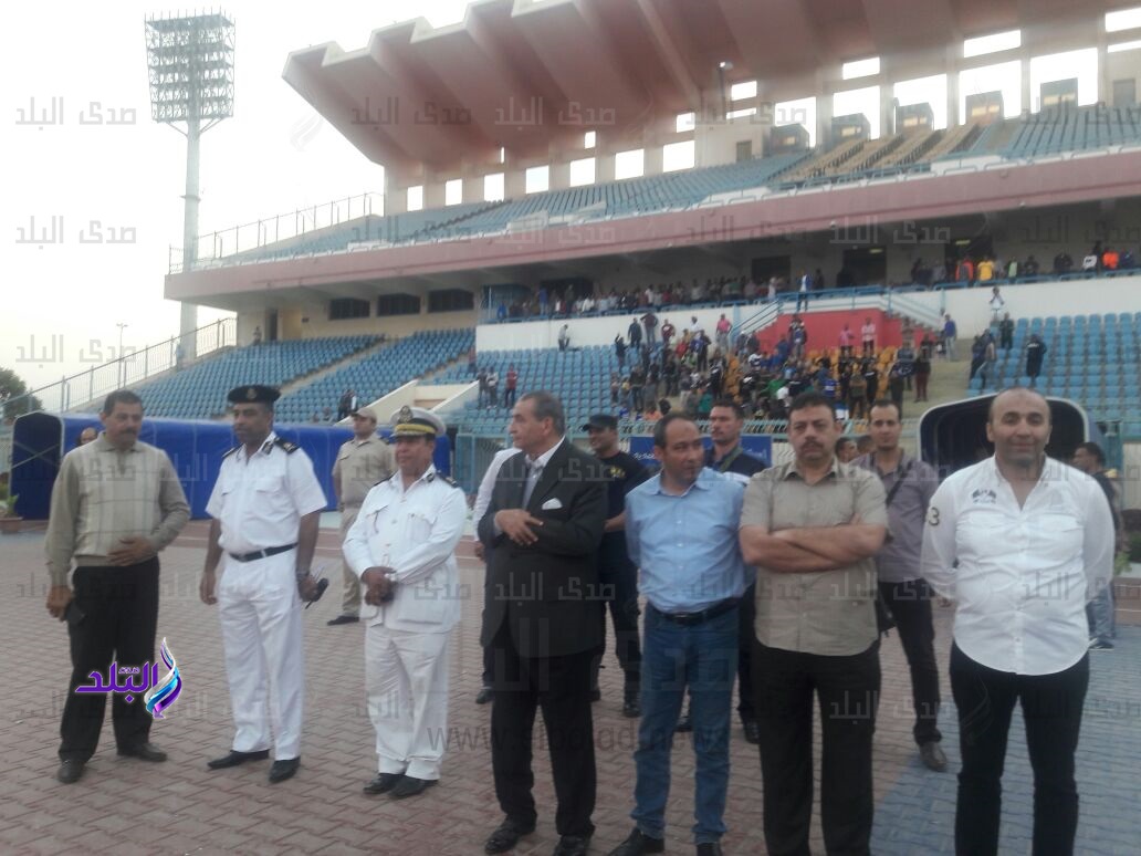 ضبط عاطل ووفاة آخر عقب قيامهما بسرقة سيارة نقل بالسويس ضبط عاطل ووفاة آخر عقب قيامهما بسرقة سيارة نقل بالسويس