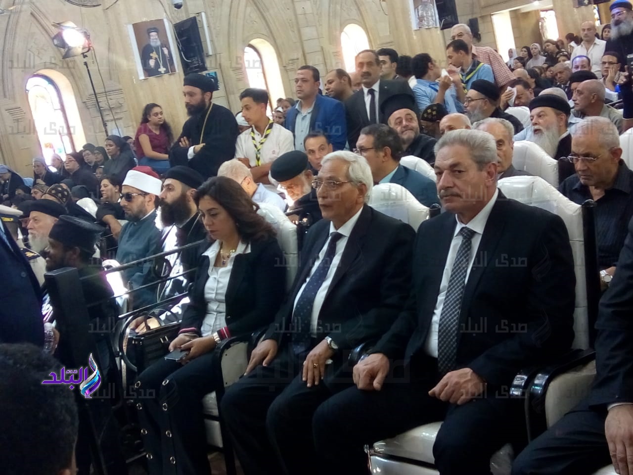 الآلاف يودعون قداسة الأنبا بيشوي