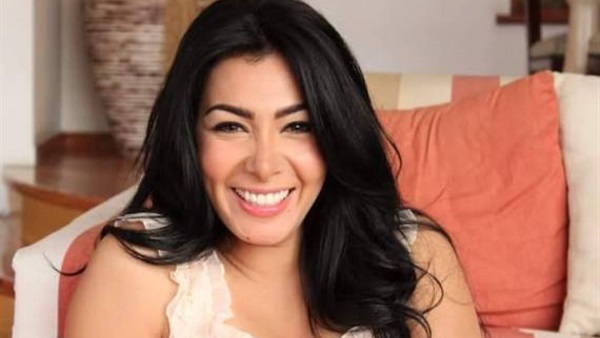 الفنانة ميرهان حسين الفنانة ميرهان حسين
