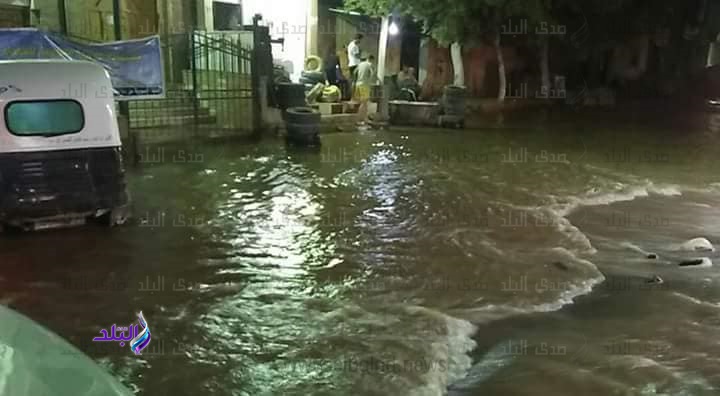 انفجار خط مياه انفجار خط مياه