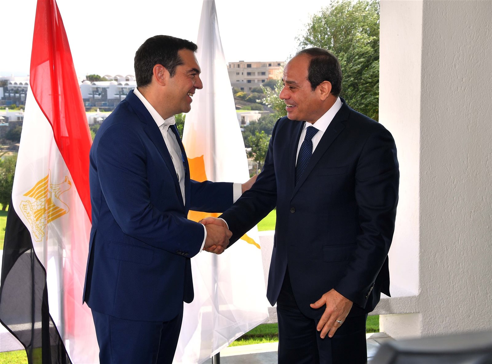 الرئيس السيسي ورئيس الوزراء اليوناني الرئيس السيسي ورئيس الوزراء اليوناني