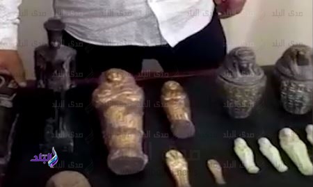 القطع الاثرية