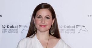 ريا أبي راشد باطلالة موفقة في المملكة العربية السعودية.. صور