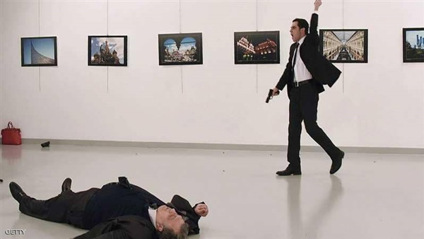 لحظة اغتيال السفير الروسي في أنقرة لحظة اغتيال السفير الروسي في أنقرة