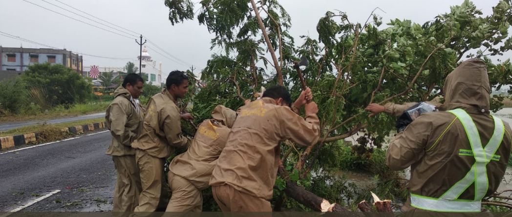 الإعصار تيتلي يجتاح الهند